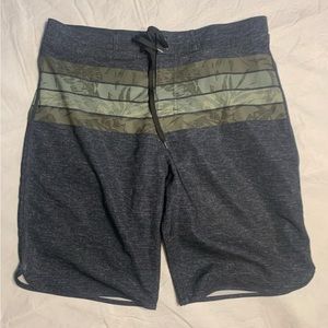Mens Size‎ 36 Old Navy California Leaf Print Striped Beach Swim Trunks